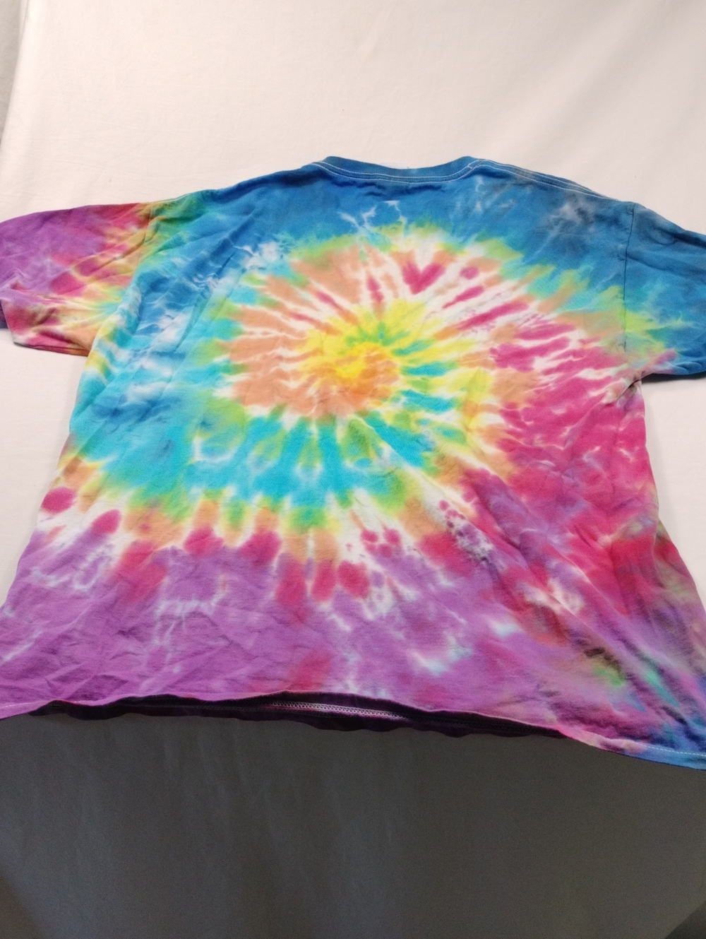 Cats Tie-Dye Mens Graphic Tee - Multicolor Size XL. #28 - Picture 6 of 8